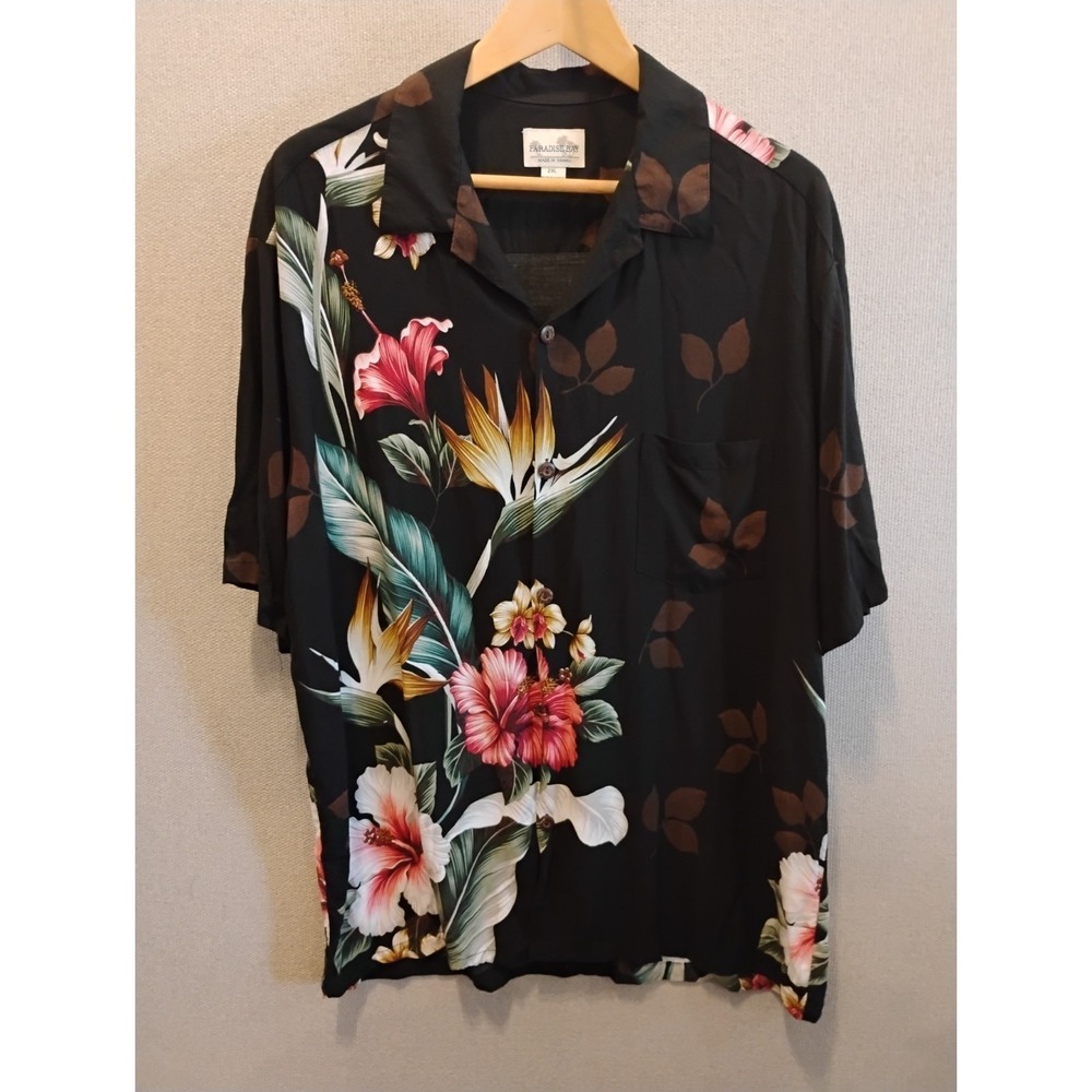 Vintage Paradise Bay Aloha Shirt 2XL Made in Hawaii Floral on Black